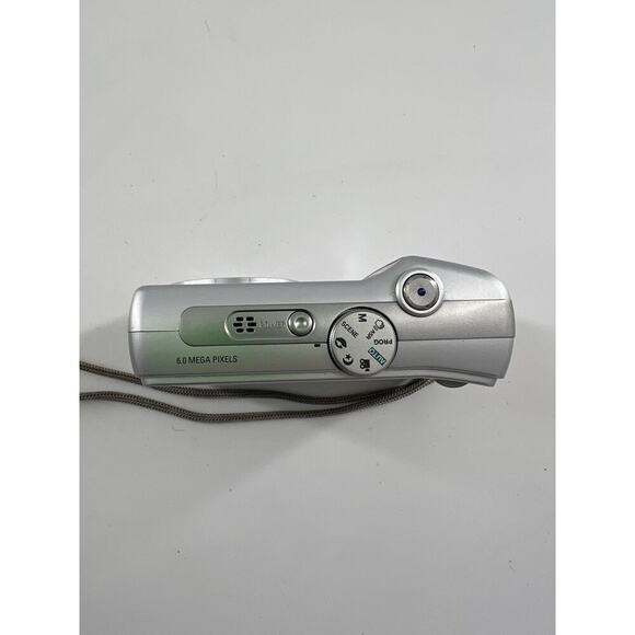 Samsung Digimax S630 6.0MP Compact Digital Camera Silver Photography Tested - Picture 5 of 7